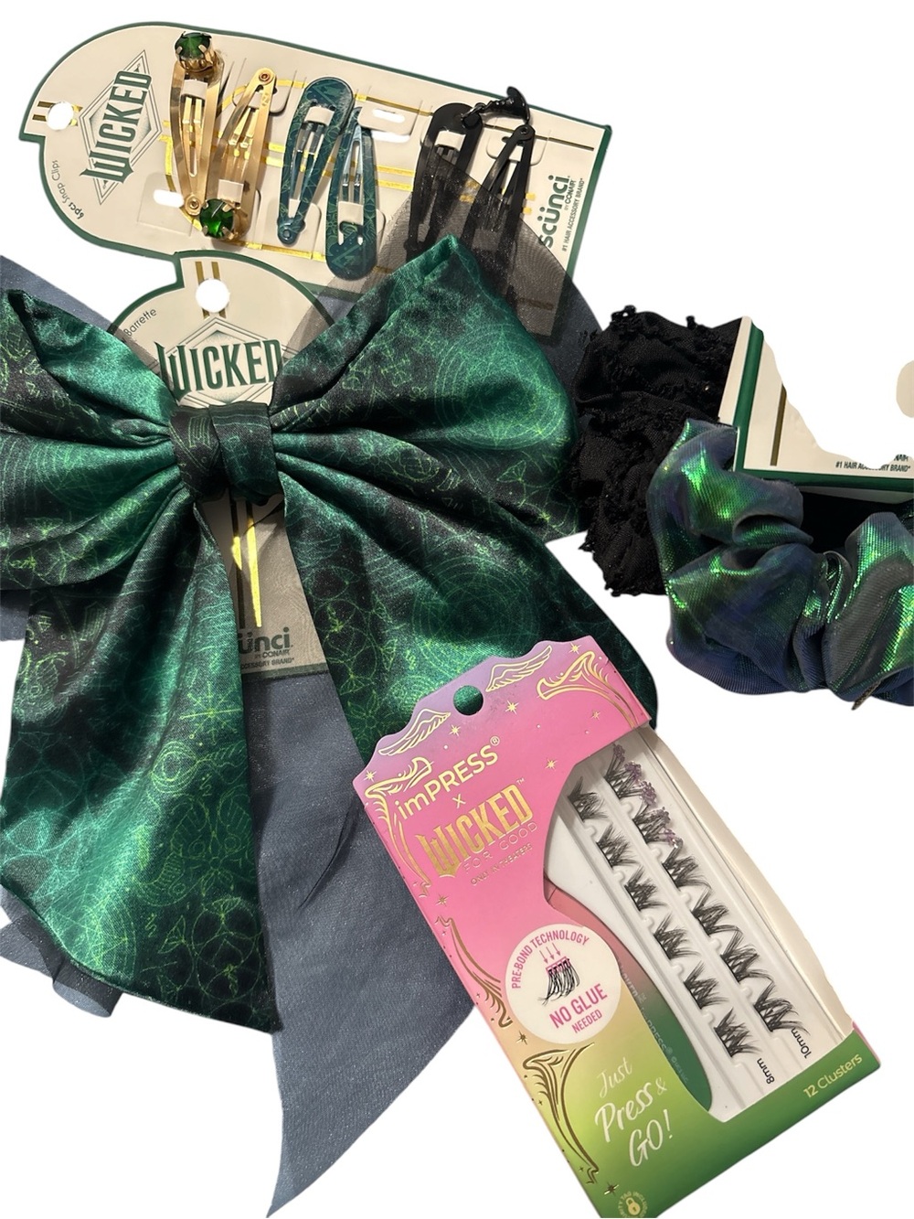 Wicked Green Hair Bow & Accessories Set by Scunci